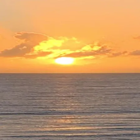 Welooveyou Colours Lighthouse Apartmán *